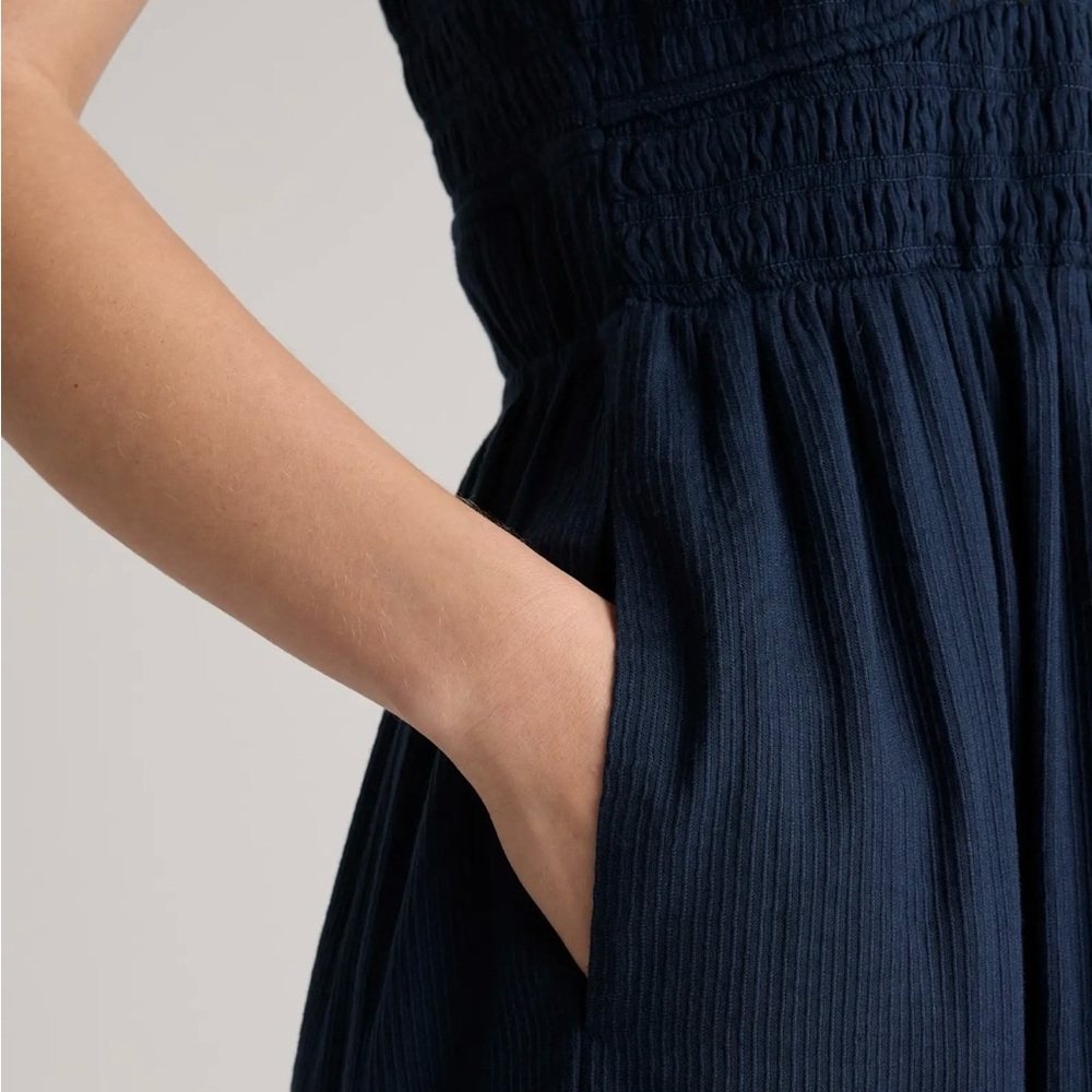 Quince Organic Textured Cotton Smocked V-Neck Midi Dress - Picture 5 of 6